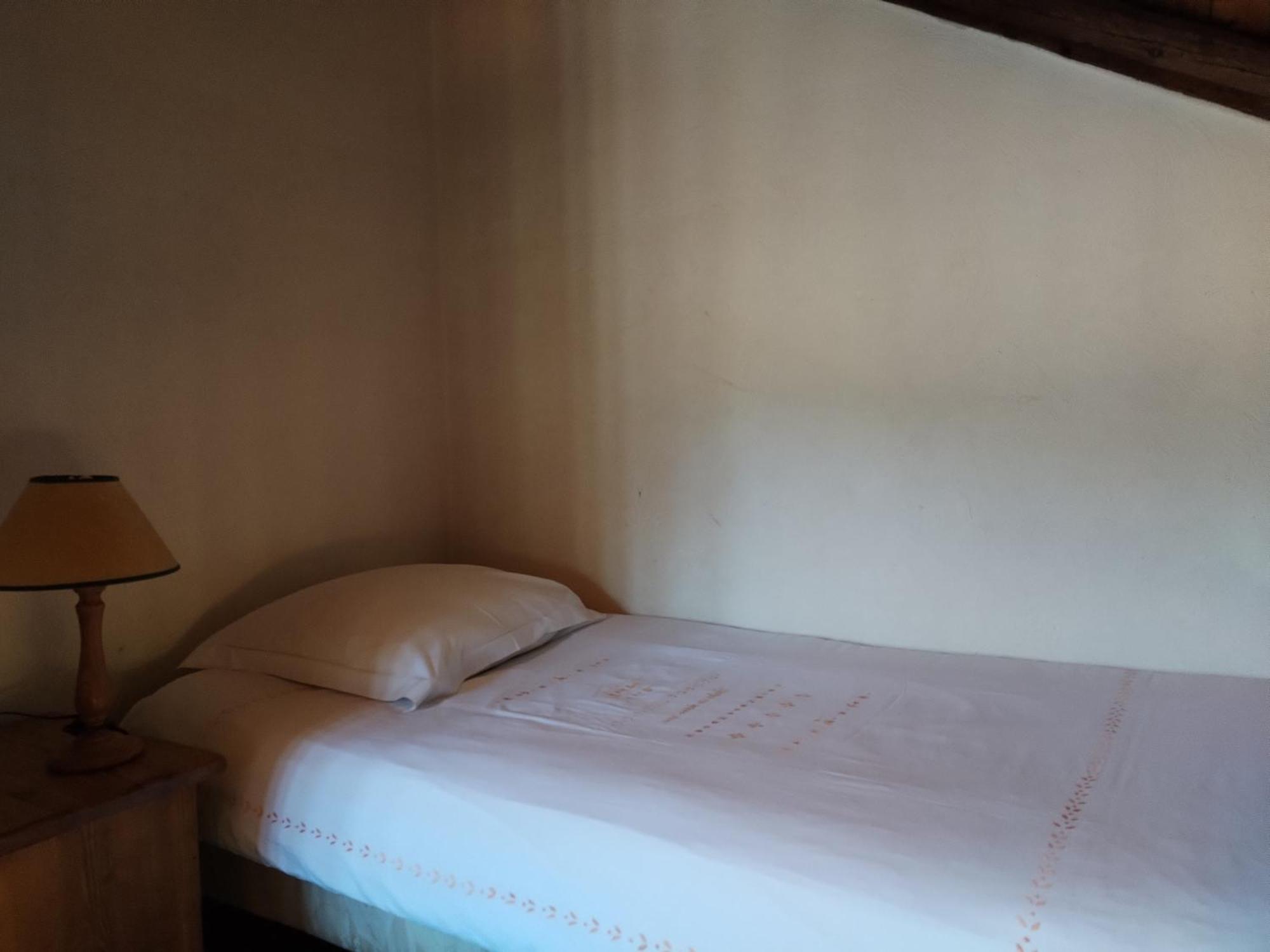 Hotel-Spa Le Morillon Charme & Caractere Екстериор снимка