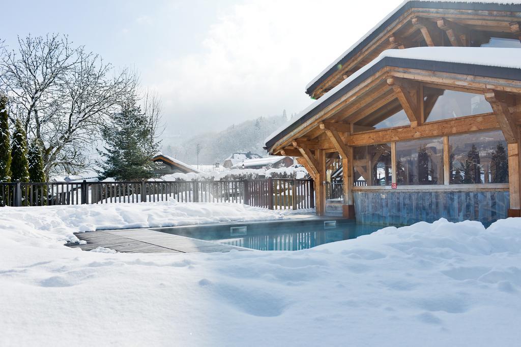 Hotel-Spa Le Morillon Charme & Caractere Екстериор снимка